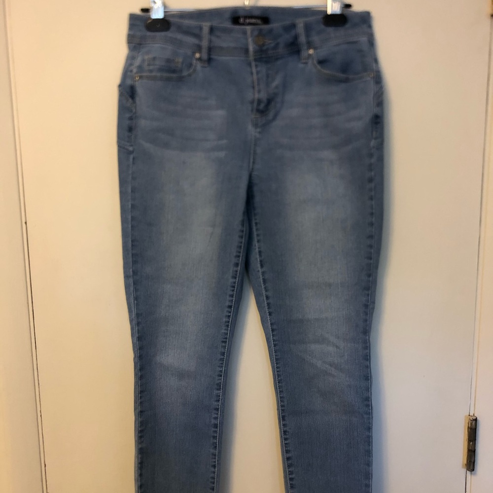 d. jeans - Ankle length Sz 4